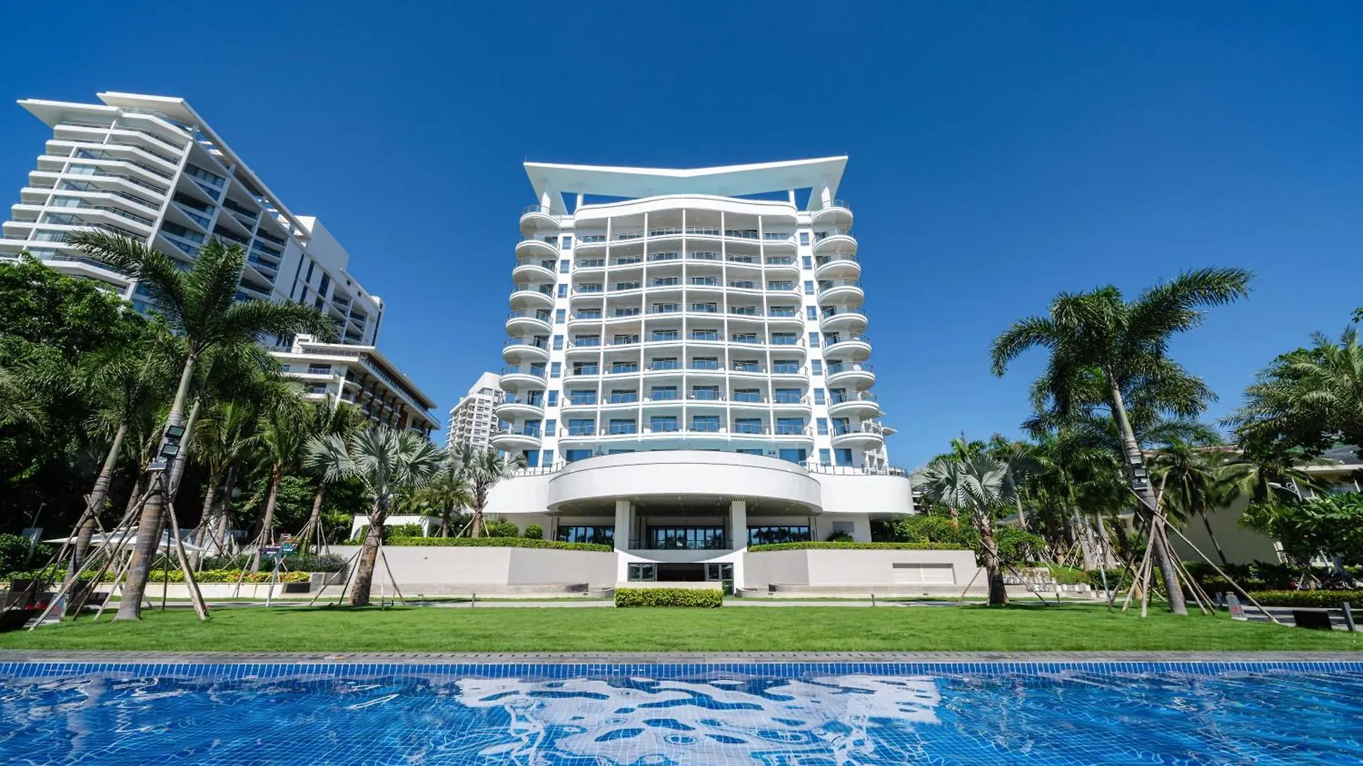 Sanya Junji Seaview Hotel 5*,
