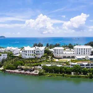 5* Курортный комплекс Palace Yalong Bay