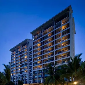 5* Отель Ramada Plaza By Wyndham Bay